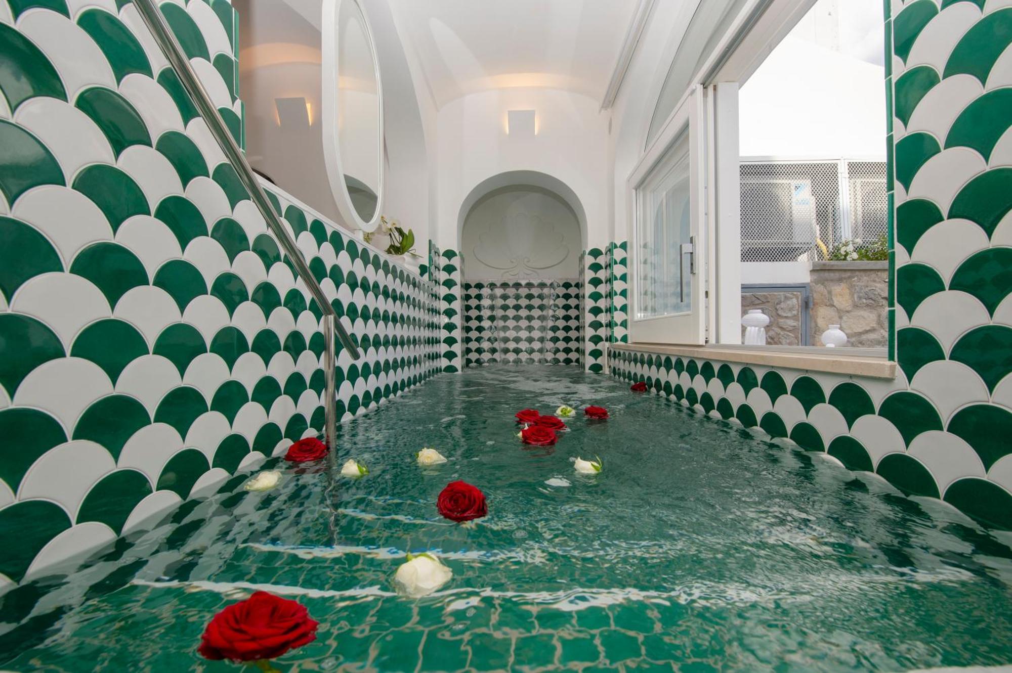 Villa Francesco Luxury Suites Позитано Экстерьер фото